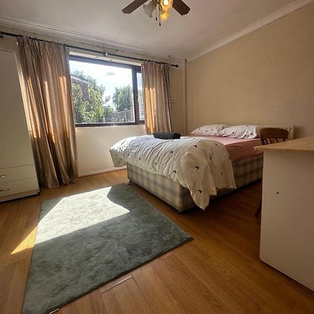 Budget Rooms - Near City Center Birmingham Eksteriør billede